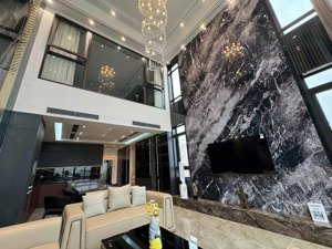 bán nhà thạch bàn, long biên dt 90m2, 7 tầng, mt 5m, kinh doanh, ô tô tránh, thang máy, 26 tỷ.