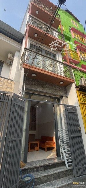 bán nhà nguyễn khoái quận 4 - 4 tầng - 36m2 - 4 tỷ nhỉnh - nhà mới xây ở ngay - khu dân trí cao