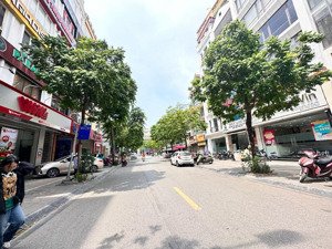 bán nhà mặt phố cầu giấy, vỉa hè rông, 100m2, 7 tầng thang náy, 6m mặt tiền, giá 62,8 tỷ