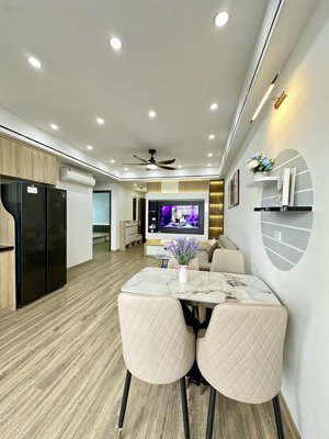 bán nhanh căn 3pn, 2 vs toà hh3 linh đàm, hoàng mai, hà nội. lh: 