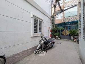 bán nhà phố phan xích long - phú nhuận - 32m2 - 4 tầng - cách mt 20m - 6.x tỷ tl