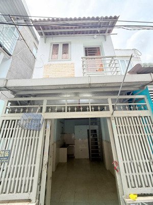 bán rẻ 3x7m (1lầu đúc) shr. hẻm 4m. sát bốn xã. bình tân