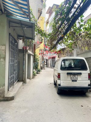 trung kính! dòng tiền 1t.ỷ/ năm - 62m, 7 tầng thang máy, 18t.ỷ- 30m ô tô tránh.