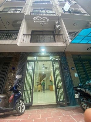 gấp. chủ cần tiền. lê đức thọ, nhà mới dân xây, ở ngay, 20m ra ô tô, sổ đẹp, 35m*5 tầng, chỉ 6.9 tỷ