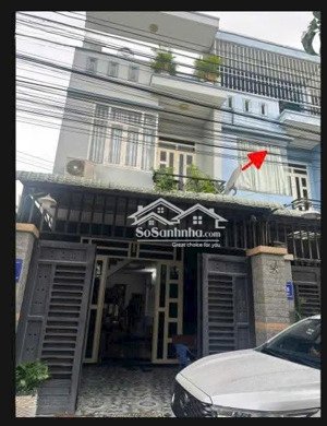 chính chủ cần bán nhà trệt 2 lầu ỡ đông tác, tân đông hiệp. đường thông. 3pn,3wc,có ban công.dt 72m