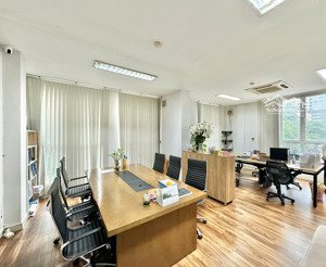 cho thuê văn phòng tại quận đống đa mặt đường thái hà sàn 80m2 view full kính nhiều ánh sáng giá rẻ