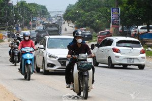 tôi bán nhanh lô đất 100m² trung tâm hòa lạc ô tô vào tận nơi giá 2.5 tỷ