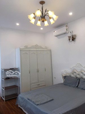 cho thuê studio 36m2 phố huế, full đồ, thang máy, có ban công, an ninh tốt, giá 6,5 triệu/tháng