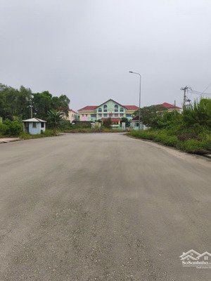 hailongreal: đất đường 14m, giá: 35tr/m2, dt: 5x24m, đường d2, đường lê văn lương rẽ vào lê thị tám