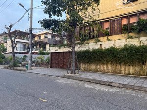 bán lô đất biệt thự đường nguyễn lữ, khu nam việt á. lh: 