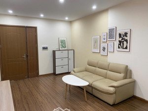 bán chung cư a14b2 nam trung yên 62m2 giá nhỉnh 5 tỷ