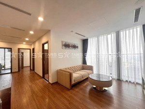 cho thuê căn 3 phòng ngủ full nội thất diện tích lớn nhất ecogreen giá cực tốt chỉ 20tr