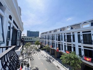 nhà phố mặt tiền bùi thị xuân, dĩ an, rẻ nhất khu vực, chỉ từ 4,03 tỷ ck 2% tặng 100% phí trước bạ