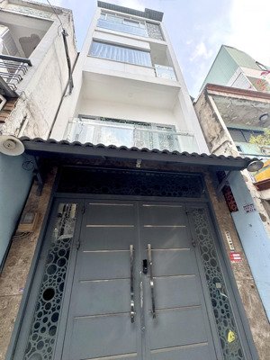 ngay hàng xanh giáp q1 - 4tầng (4 x 14) (5p ngủ) hẻm 4m thông - giá chỉ 8.99tỷ