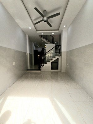 bán nhà sát mặt tiền lâm văn bền tân quy q7 xe hơi ngay nhà có 8 tỷ nhỉnh