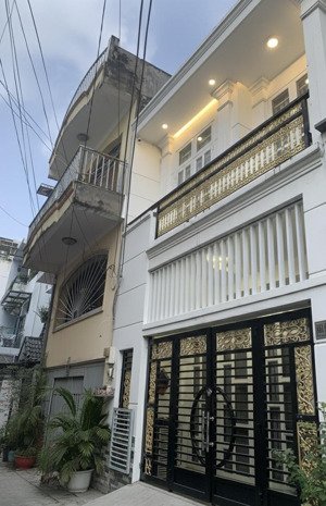 nhà đẹp trần xuân soạn - ngang 5m hiếm có - sát khu him lam - chỉ nhỉnh 7 tỏi nhỉnh