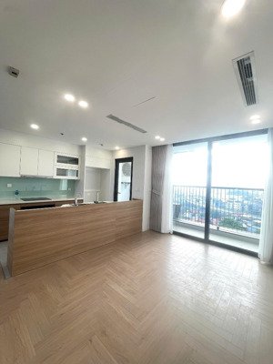 cho thuê căn 3 ngủ 2vs, 95m2 tại the ninety 90 đường láng giá 25tr/tháng