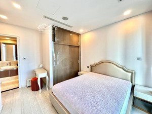 vinhomes golden river bason 2pn view bitexco quận 1