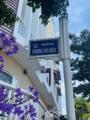 chính chủ cần bán 2 lô liền kề đường trương văn hiến, khu bãi tắm sơn thuỷ, lh 