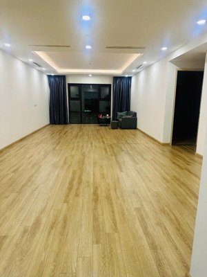 cần bán gấp căn 3pn 140,5m2 tòa a dự án paragon giá chỉ hơn 11 tỷ