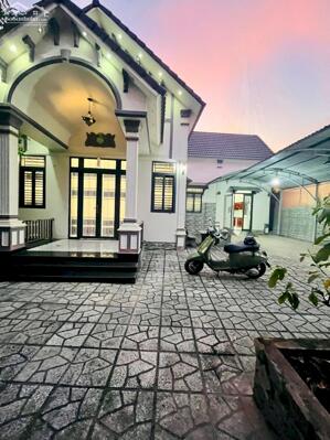  Cho Thuê Biệt Thự Sân Vườn – Cạnh Cầu Ấp Mỹ (Cách KDC Hồng Loan 700m), Cần Thơ – Giá 8 Triệu/Tháng