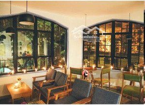 cho thuê mặt phố hàng buồm, hoàn kiếm. 500m2 x 3 tầng, giá 350tr. phù hợp nhà hàng, cafe....