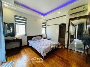 nhà phố lakeview city giá 26tr-37tr/th, biệt thự hồ giá 45tr/th nhà hoàn thiện nội thất đẹp.