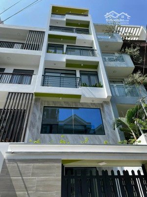 em quân! cho thuê nhà nguyên căn 4,5x17m tại trần não - quận 2 giá 59tr/tháng có thang máy!