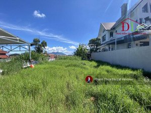 bán nền biệt thự đồi ngô quyền đà lạt, thế cao bằng phẳng, view đỉnh lang biang