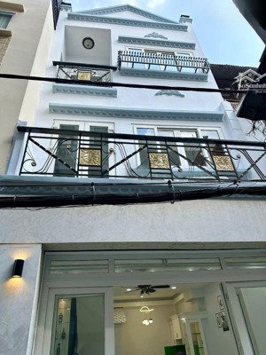 bán nhà thích quảng đức p5, phú nhuận - ngang 4,25m - 2 tầng