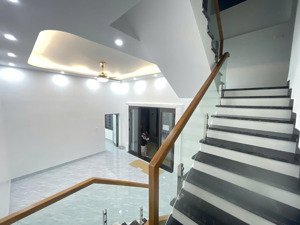 chính chủ bán nhà mặt đường thiên lôi, an biên, hải phòng gần aeon 71m² 3 tầng