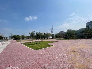 giảm 200tr còn 5t8 : bán đất thanh nhựt - phước kiển - sát ranh gsmetro - 108m2