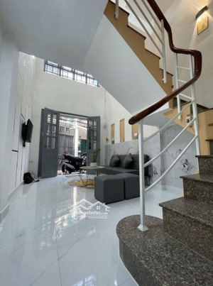 nhà nhỏ tiền, công năng khỏi chê cmt8 tô hiến thành, 4 tầng btct 3pn 4wc chỉ 3,85 tỷ