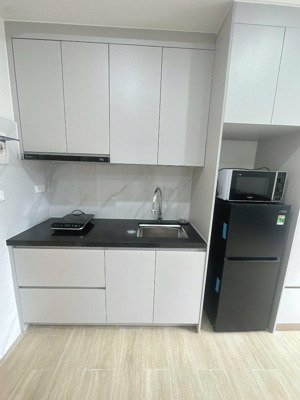 cần cho thuê gấp ccmn - tô vĩnh diện, giảm giá còn 5.9 tr/th, phòng 1 khách 1 ngủ, full đồ ban công