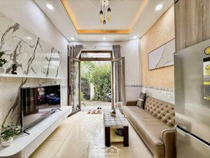 chỉ 1 căn duy nhất ! nhà hẻm xe hơi 8m đường thành thái | dt: 3,4x15m - 3 tầng|