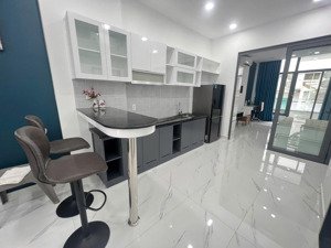 cho thuê căn hộ 1pn cao cấp lý chính thắng q3 - 50m2 - full nội thất - ban công lớn