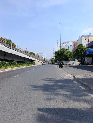 bán nhà mt cộng hòa p4, tân bình dt 6 x 27m, nhà 4 tầng, giá 34,5 tỷ tl