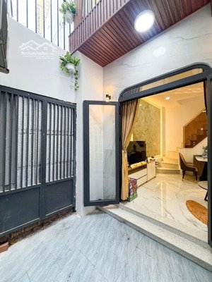 bán nhà nguyễn hữu cảnh giáp quận 1 chỉ 4 tỷ hơn