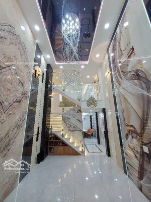 nhà mới 100% dọn vào ở ngay nguyễn văn lượng, p17, gv- tặng nội thất với 4 tàng làu giá 7 tỷ 6