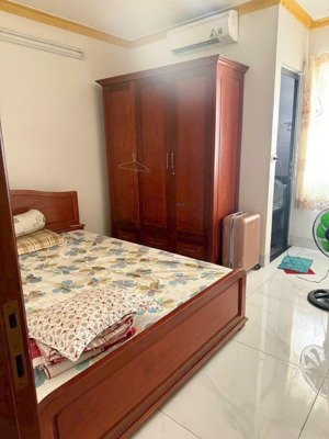 bán nhà 1 trệt 2 lầu 84m2 trung tâm hành chính di an giá 5.75 tỷ lh mạnh