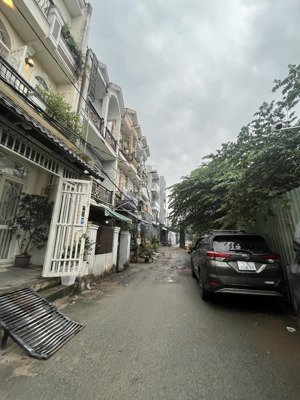 nhà phố gò ô môi q7 - sát bên phú mỹ hưng - kdc hiện hữu 4 tầng - hxh đỗ cửa - 52m2 - chỉ 7tỷ99 tl