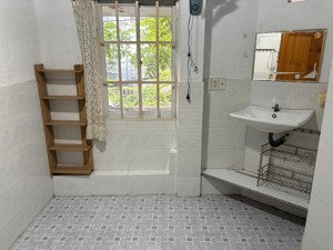 cho thuê phòng trọ sv /ng đi làm, gần đại lộ 3, đg đỗ xuân hợp, trường kt đối ngoại, trường suleco