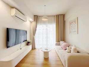 hot chính chủ gửi bán 2pn masteri thảo điền nhà mới giá siêu tốt chỉ 7 tỷ hơn, sổ hồng vĩnh viễn.