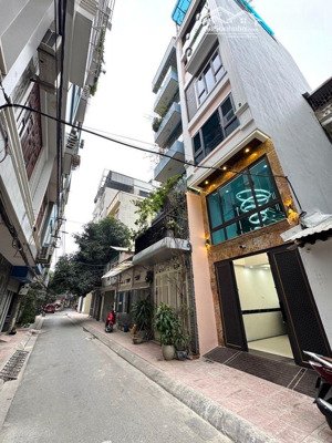 bán nhà phân lô hoàng đạo thành 8 tầng thang máy ô tô tránh, vỉa hè