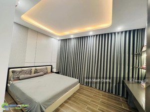 gia đình cần bán nhà đẹp mặt ngõ tứ liên tây hồ - 46m2 - mt hơn 4m - 11 tỷ