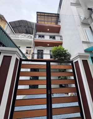 bán nhà chu huy mân phúc đồng | dân xây 4 tầng 4 ngủ | 113tr/m2 | full đồ