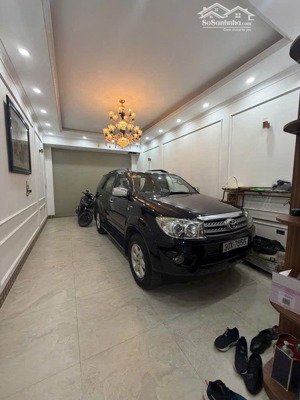 bán nhà dân xây ngọc thụy. 90m2. giá 2x tỷ. nhà 6 tầng thang máy. gara ôtô. full nội thất. ở ngay