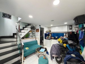 bán nr tại bình long, 2,75 tỷ, 20m2, 2pn, 2wc, 2 tầng, 5m mặt tiền