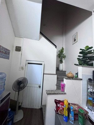 mặt tiền phạm văn chí, p7,q6 giá rẻ 30tr