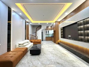 nhà đẹp phúc lợi ở ngay dt 40m2x5tầng 3phòng ngủ giá 8.6tỷ (có tl)